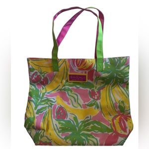 Lilly Pulitzer for Ester Lauder tote. Two straps.  E beautiful color.